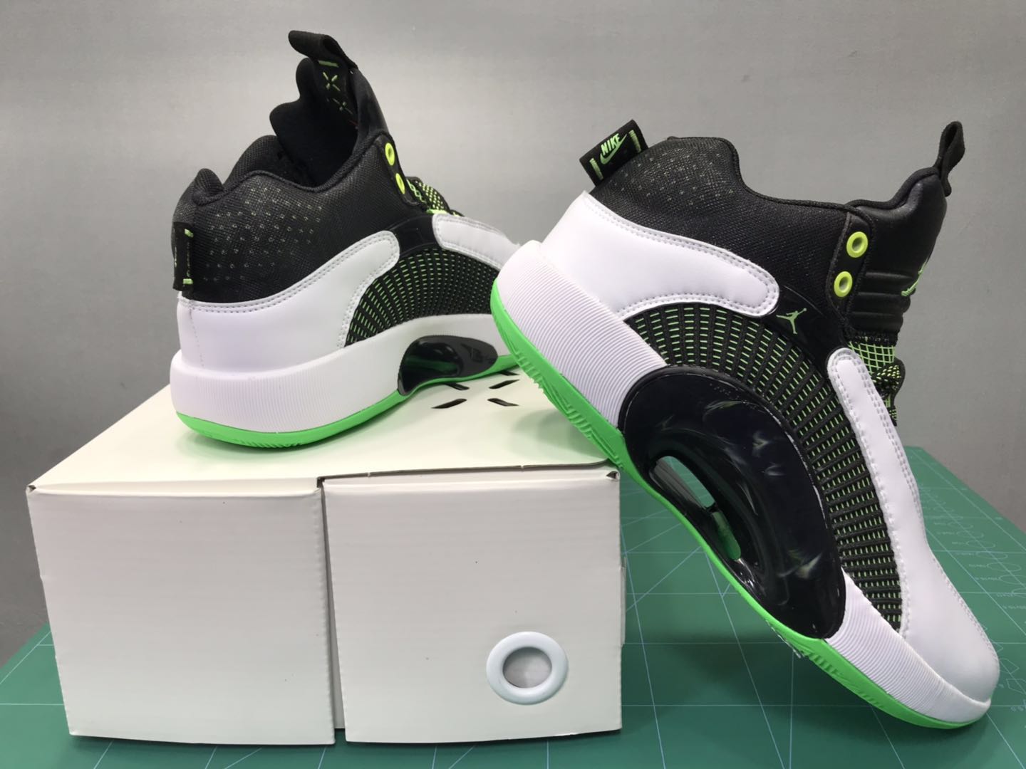 2020 Men Jordan 35 White Black Green Shoes